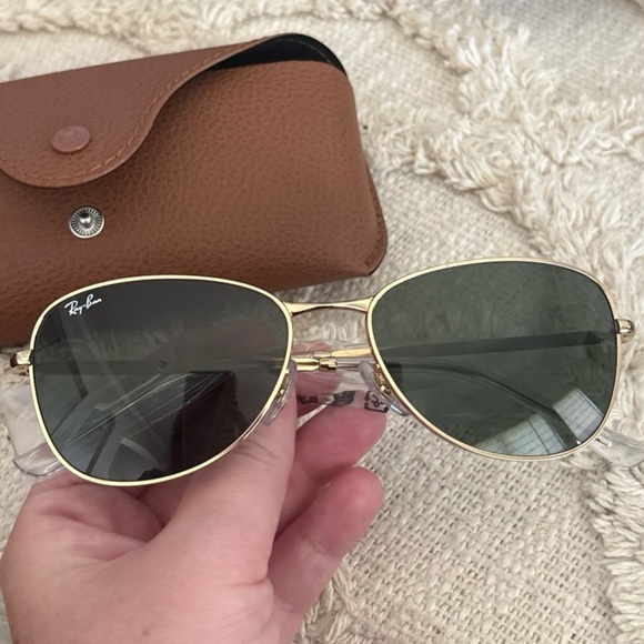 Ray-Ban Sunglasses RB3733 001/31 Arista Gold Pilot Frames with Dark Green Lenses - Picture 1 of 8
